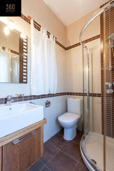 Charming 4br With Private Rooftop Terrace In By 360 Estates Sliema
